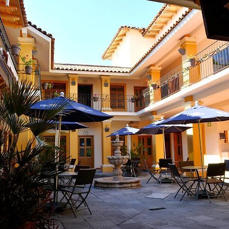 Hotel Aldama Colima Extérieur photo